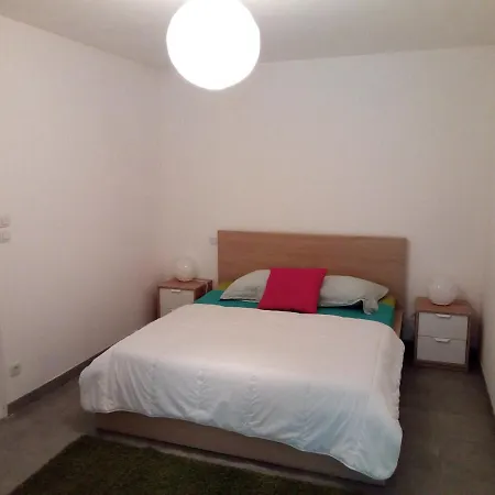 Le Pressoir Apartment