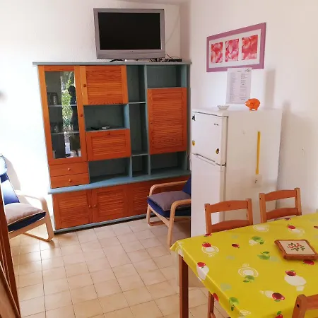Le Pressoir Apartment *