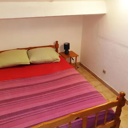 Le Pressoir Apartment