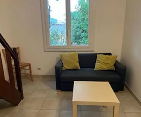 Le Pressoir Apartment Vias