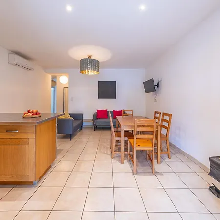Le Pressoir Apartmán Vias